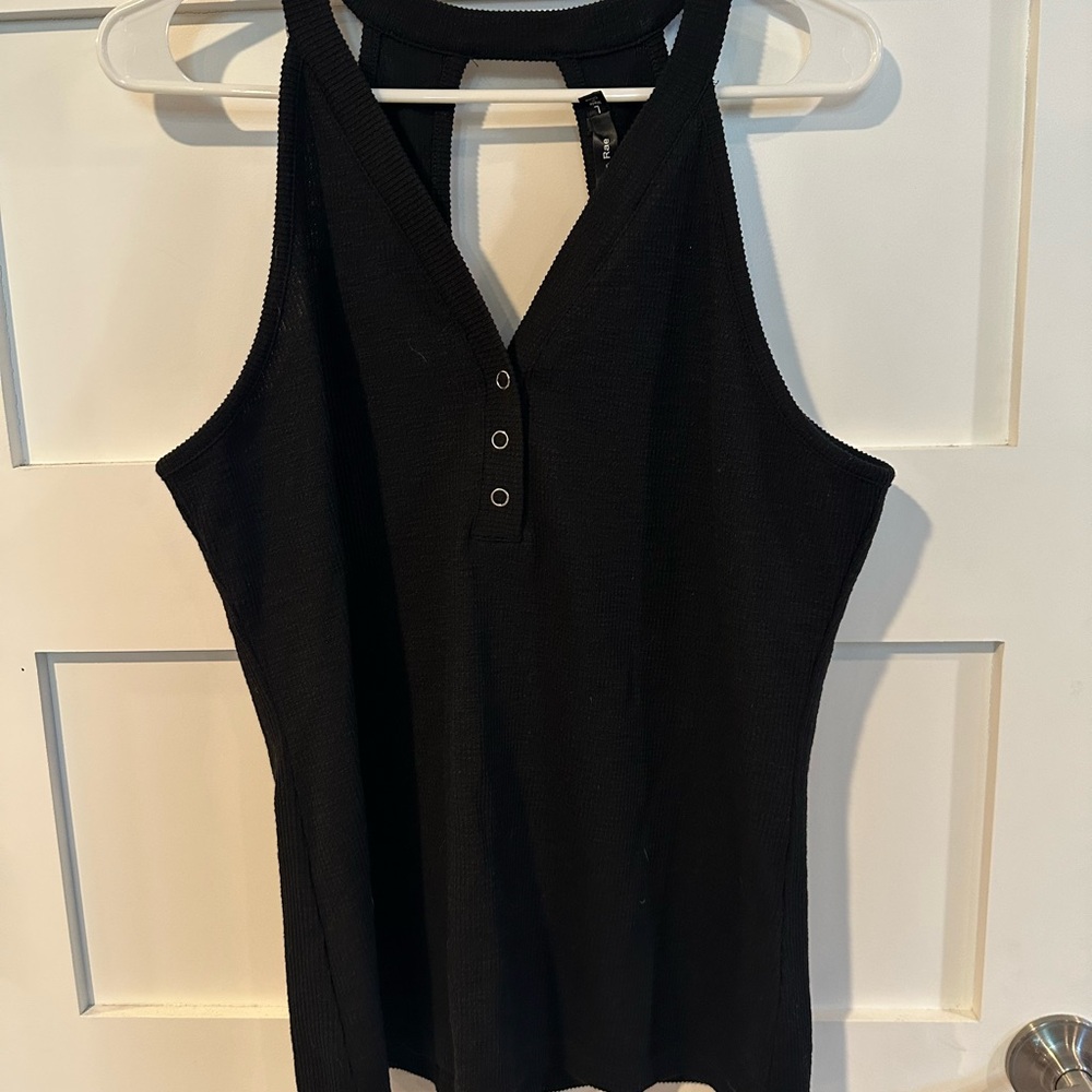 Doe & Rae Black Sleeveless Women's Top